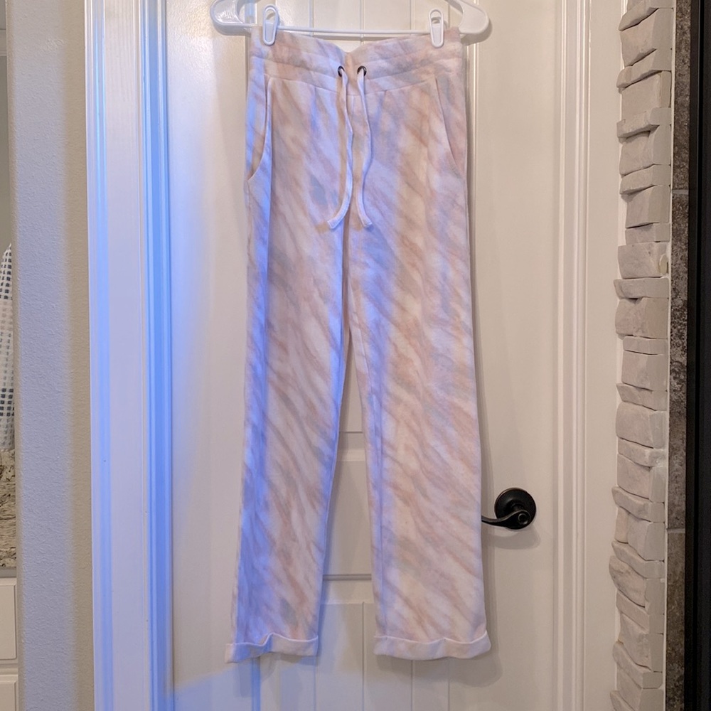 Matching Robe & Pants Pajama Set - Picture 2 of 8